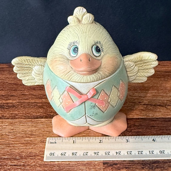 Easter Egg Chick Trinket Box - Picture 6 of 12